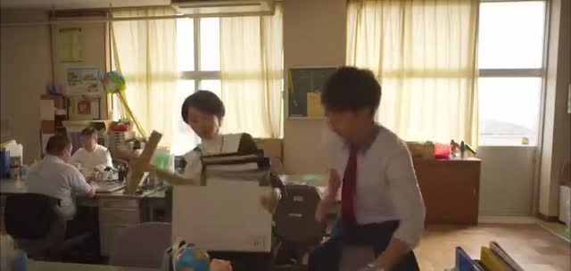 ごめんね青春 第1話 “蜂矢老师来了” 剧照