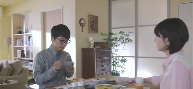 逃げるは恥だが役に立つ 第4話 半个月了,什么都没说 剧照