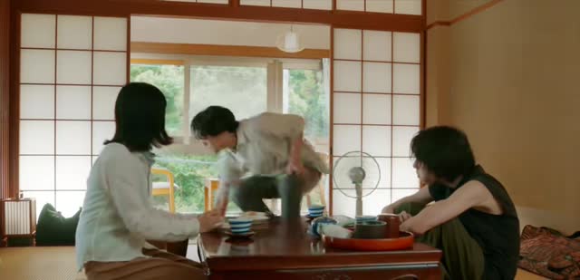 しあわせは食べて寝て待て 第3話 “温泉是科学的” 剧照