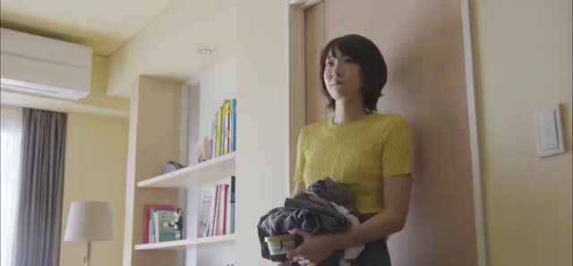 逃げるは恥だが役に立つ 第1話 旁白:平时冷静的男人虚弱的样子——萌 剧照