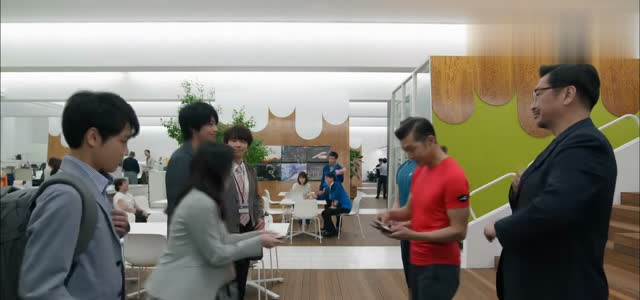 わたし、定時で帰ります 第3話 初次拜访客户 剧照