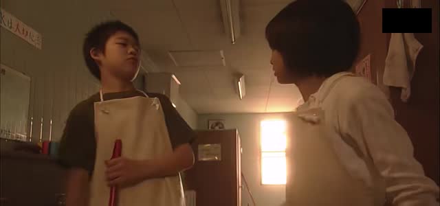 女王の教室 第1話 小学·兔舍前 剧照